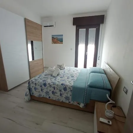 Makari Sweet Sunsets Apartment Macari