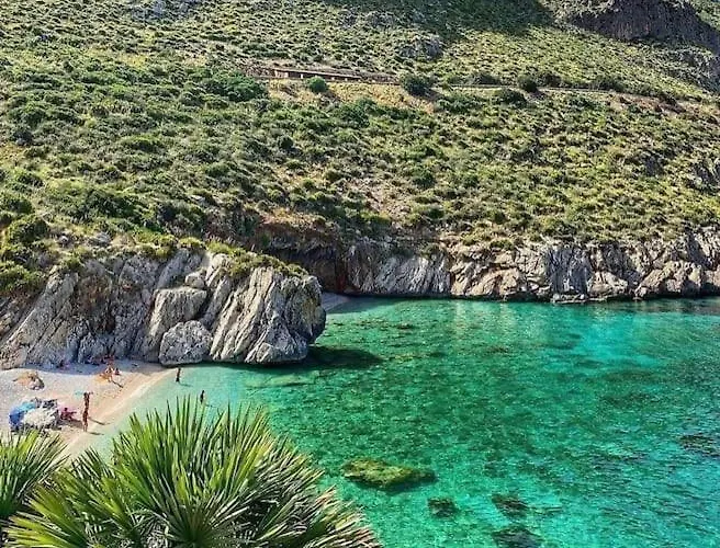 Makari Sweet Sunsets Daire Macari